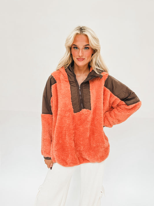 Breck Pullover